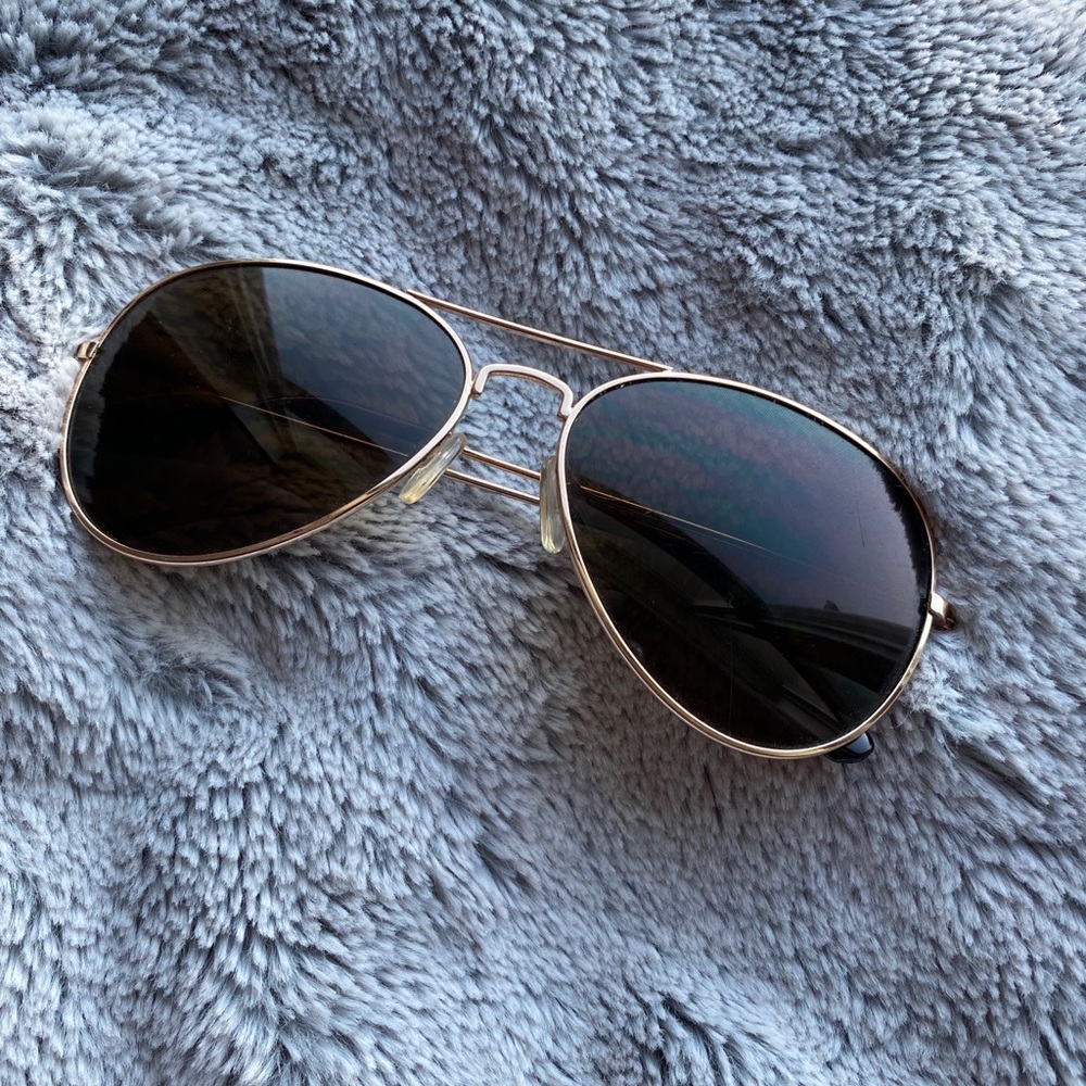 Gold and Black Aviators